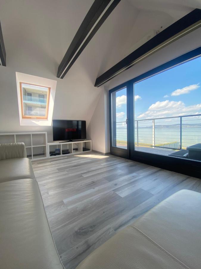 Hullam Apartman バラトンレッレ エクステリア 写真